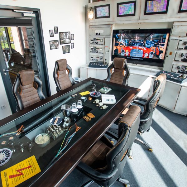 06_Schaltzentrale_Titelbild-quadrat